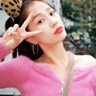 新娘向后跑